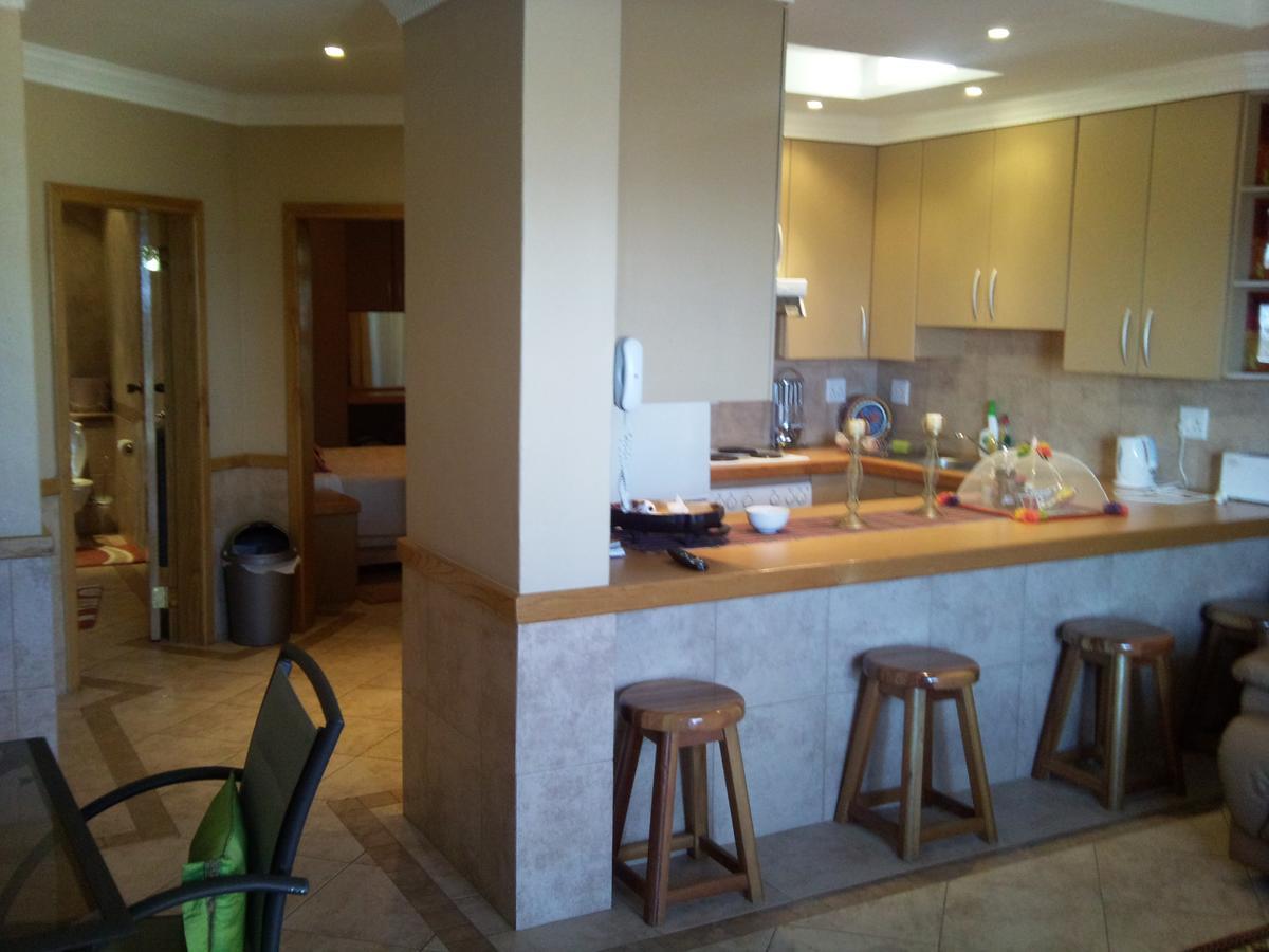 ברברטון Bubez Guesthouse מראה חיצוני תמונה