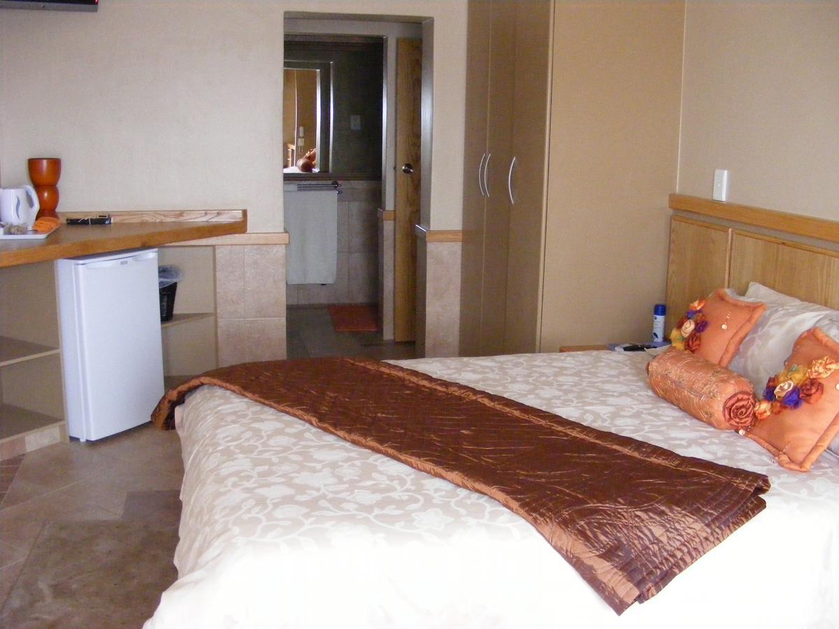 ברברטון Bubez Guesthouse מראה חיצוני תמונה