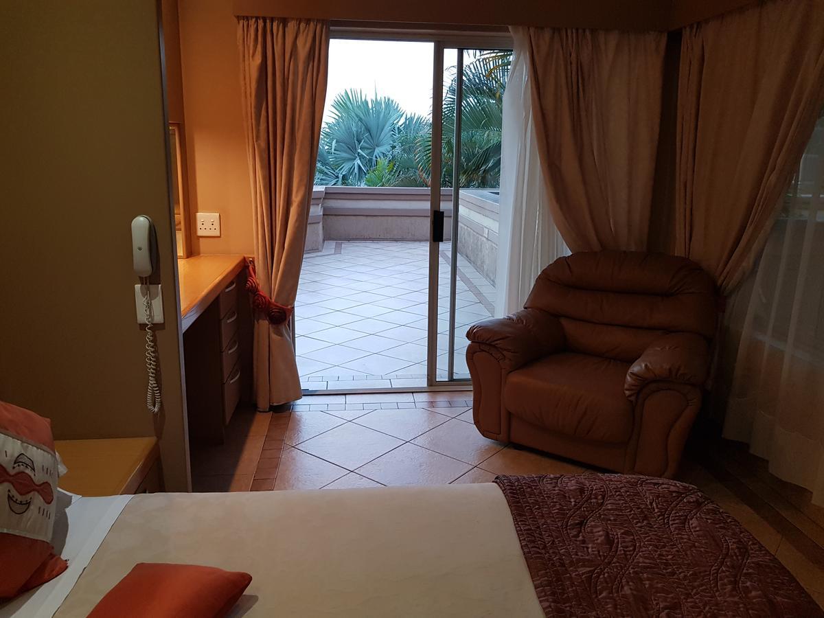 ברברטון Bubez Guesthouse מראה חיצוני תמונה